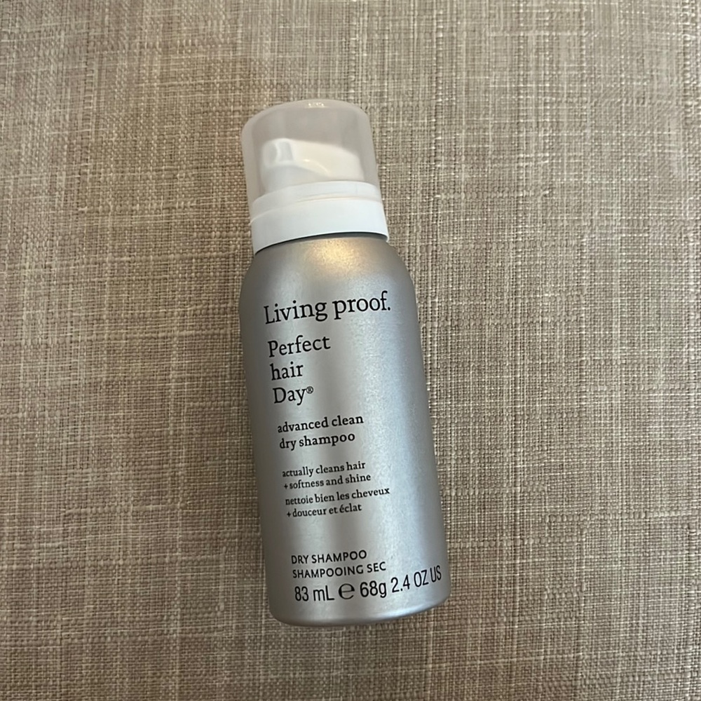 Living Proof Advanced Clean Dry Shampoo